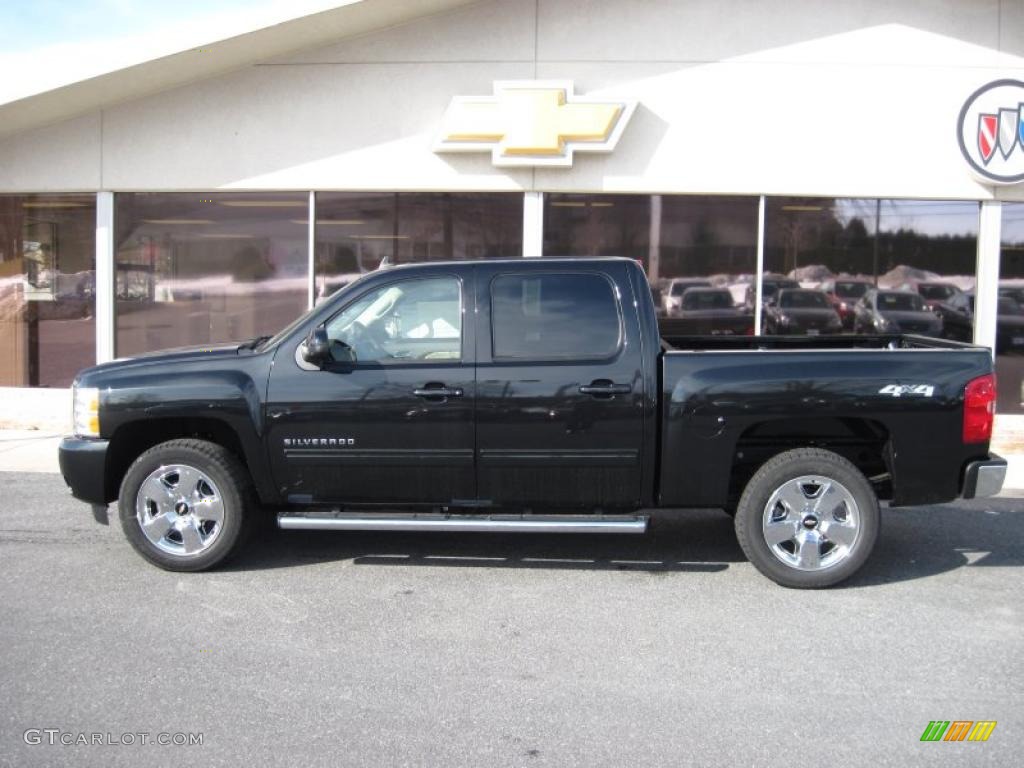 2010 Silverado 1500 LTZ Crew Cab 4x4 - Black / Dark Cashmere/Light Cashmere photo #1