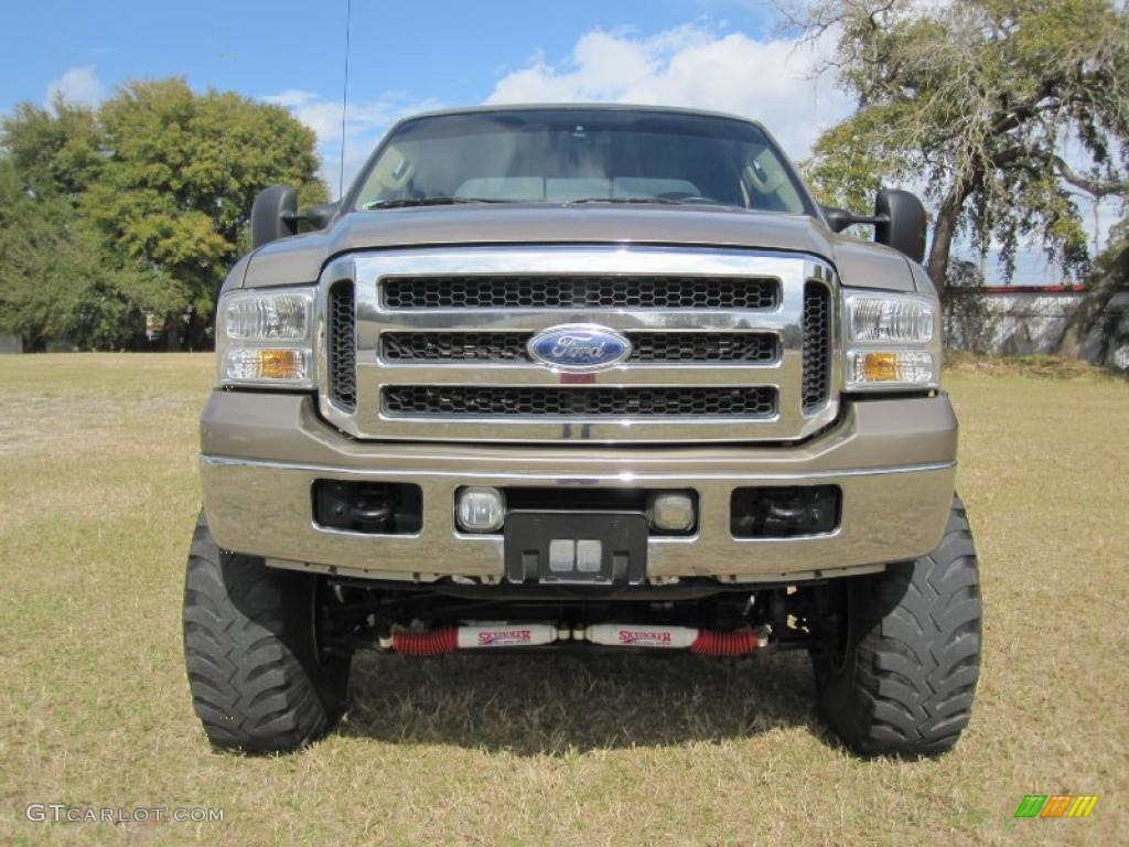 2006 F250 Super Duty Lariat FX4 Off Road Crew Cab 4x4 - Arizona Beige Metallic / Tan photo #1