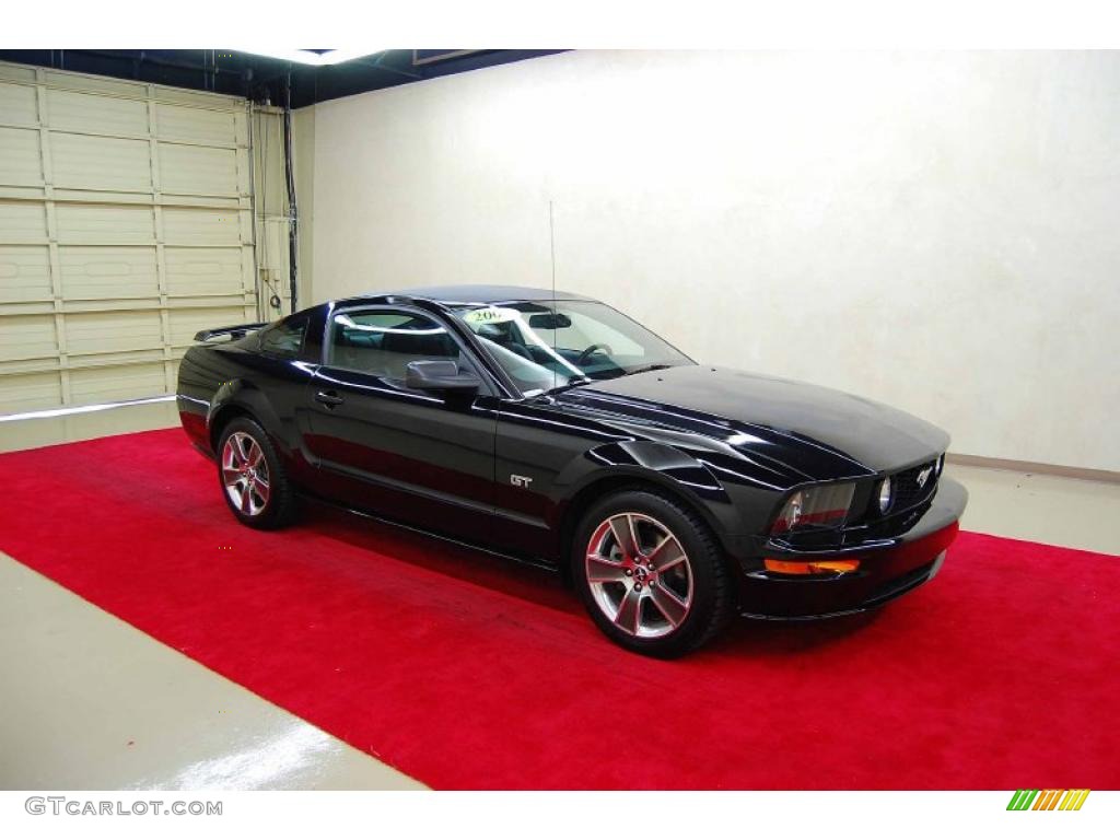 2008 Mustang GT Premium Coupe - Black / Dark Charcoal photo #1