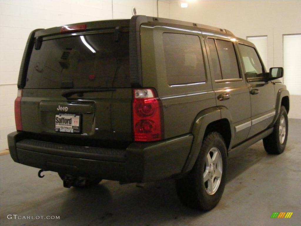 2006 Commander  - Jeep Green Metallic / Khaki photo #4