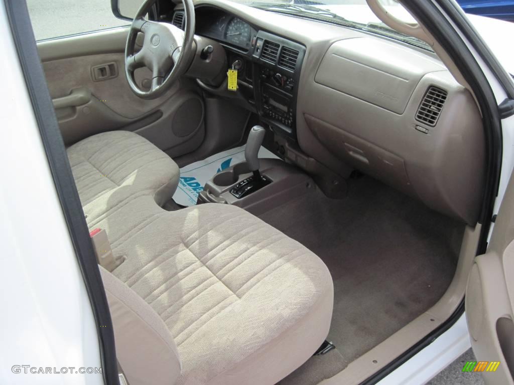 2004 Tacoma Regular Cab - Super White / Oak photo #15