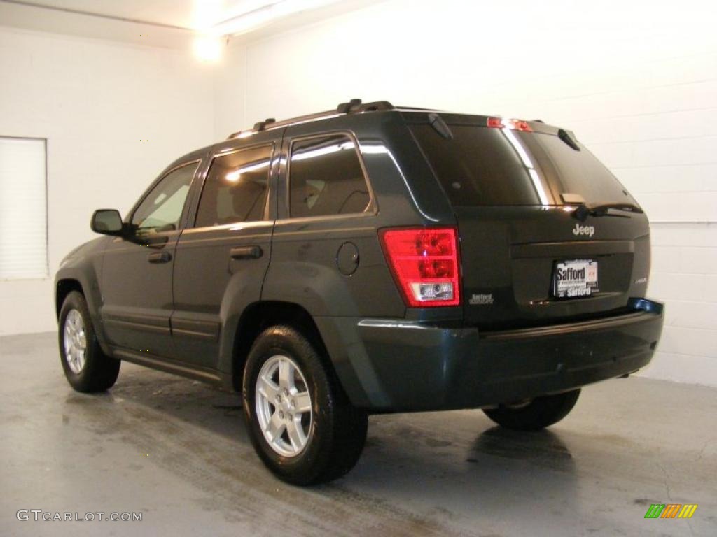 2005 Grand Cherokee Laredo - Deep Beryl Green Pearl / Khaki photo #6
