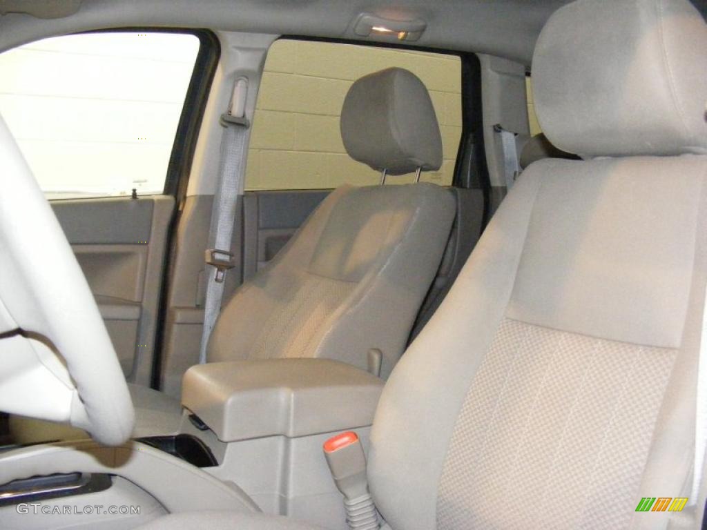 2005 Grand Cherokee Laredo - Deep Beryl Green Pearl / Khaki photo #12