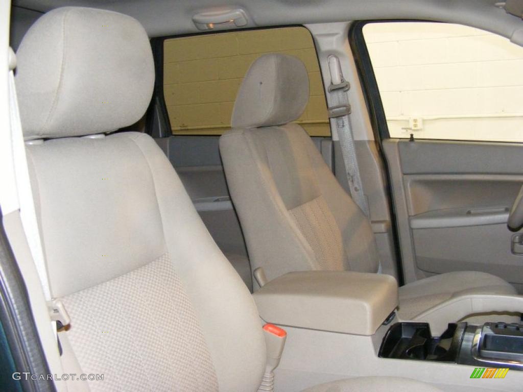 2005 Grand Cherokee Laredo - Deep Beryl Green Pearl / Khaki photo #19