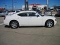 Stone White - Charger SE Photo No. 4
