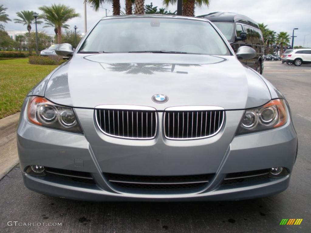 2006 3 Series 330i Sedan - Silver Grey Metallic / Grey photo #3