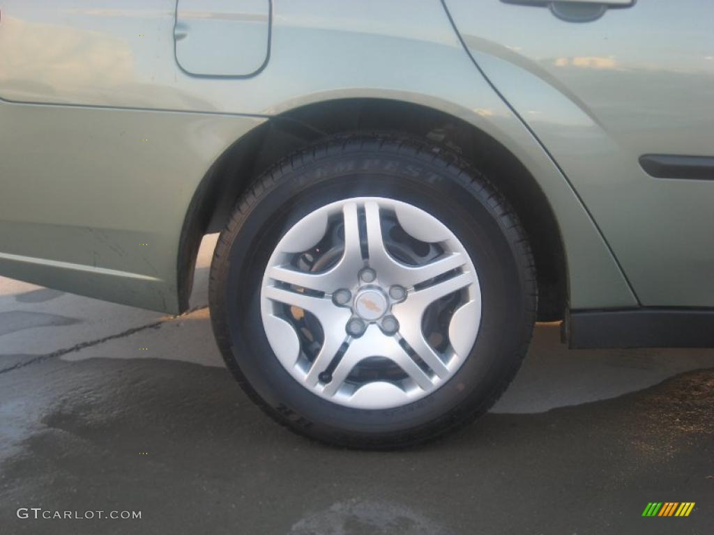 2005 Malibu Sedan - Silver Green Metallic / Neutral Beige photo #15