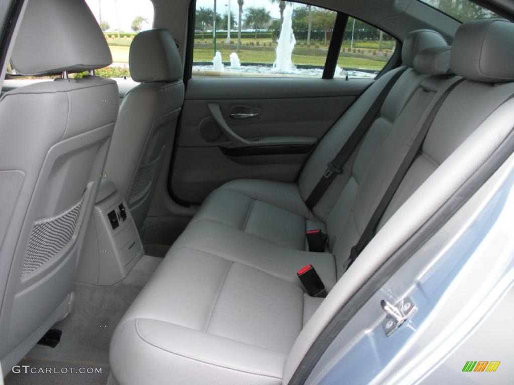 2006 3 Series 330i Sedan - Silver Grey Metallic / Grey photo #13