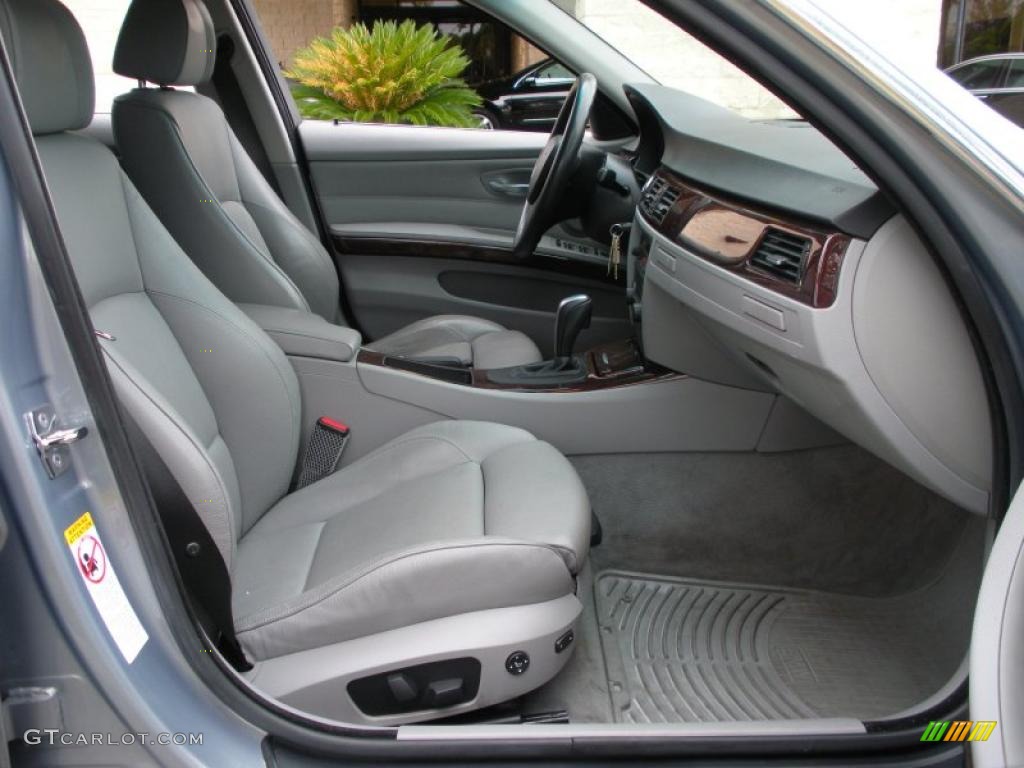 2006 3 Series 330i Sedan - Silver Grey Metallic / Grey photo #15