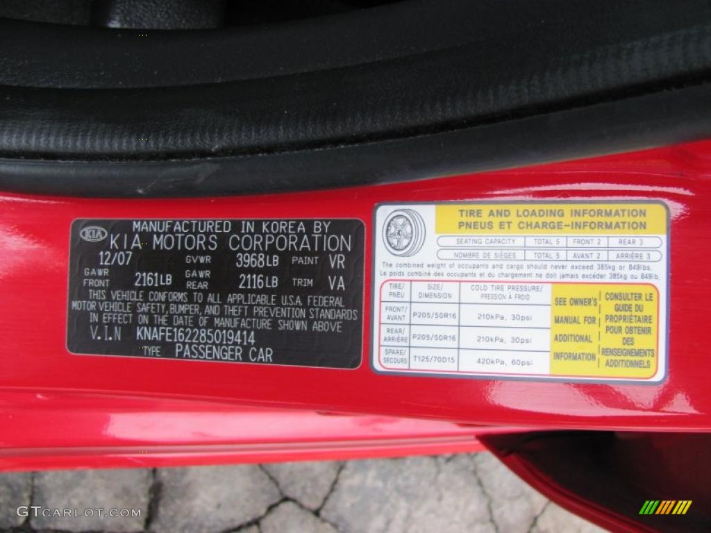 2008 Spectra 5 SX Wagon - Classic Red / Black photo #20