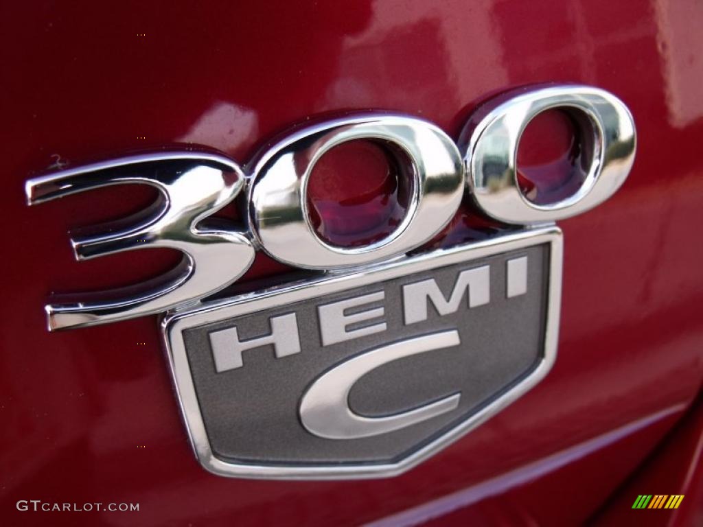 2007 300 C HEMI - Inferno Red Crystal Pearlcoat / Dark Slate Gray/Light Graystone photo #16