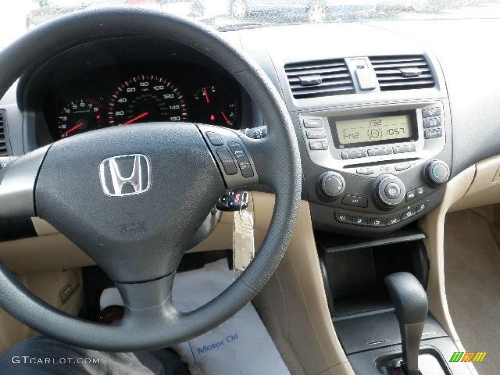 2007 Accord LX Coupe - Taffeta White / Ivory photo #14