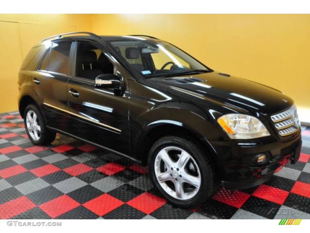 Black Mercedes-Benz ML