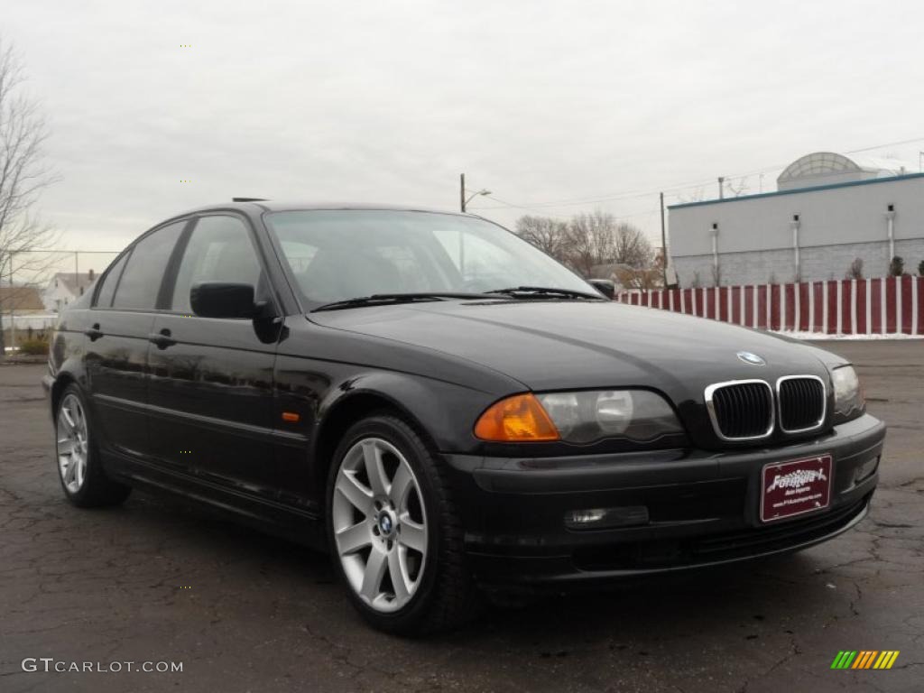 2001 3 Series 325i Sedan - Jet Black / Sand photo #2