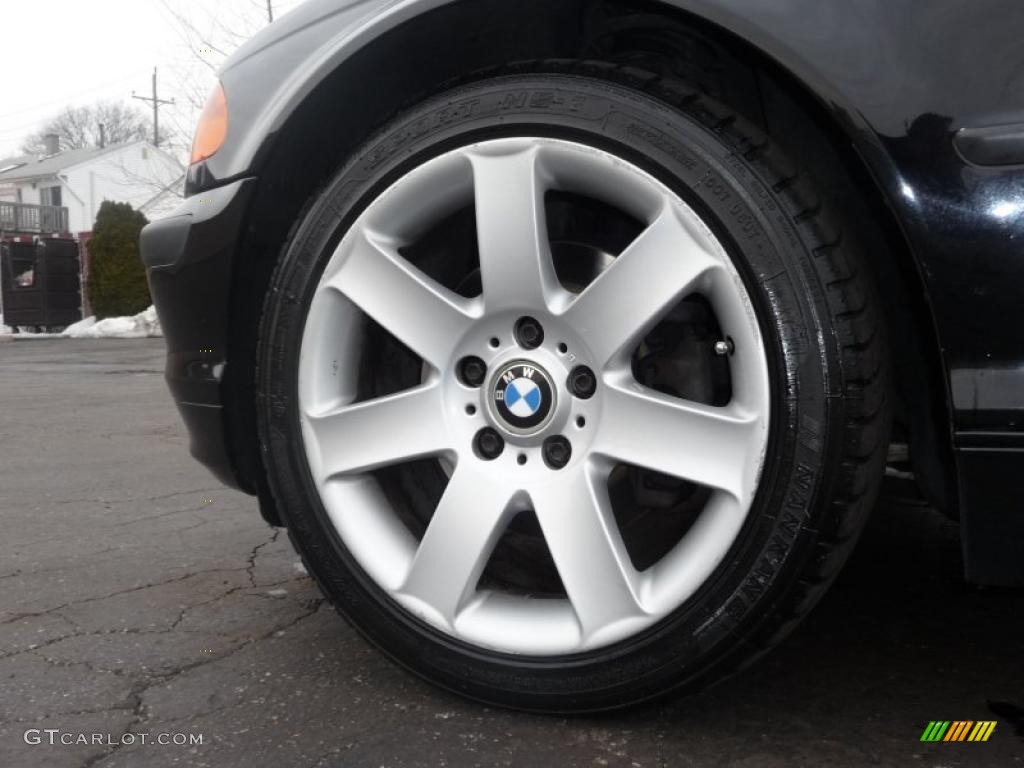 2001 3 Series 325i Sedan - Jet Black / Sand photo #16