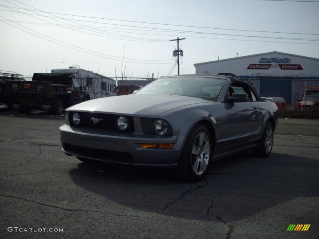 2006 Mustang GT Premium Convertible - Tungsten Grey Metallic / Dark Charcoal photo #16