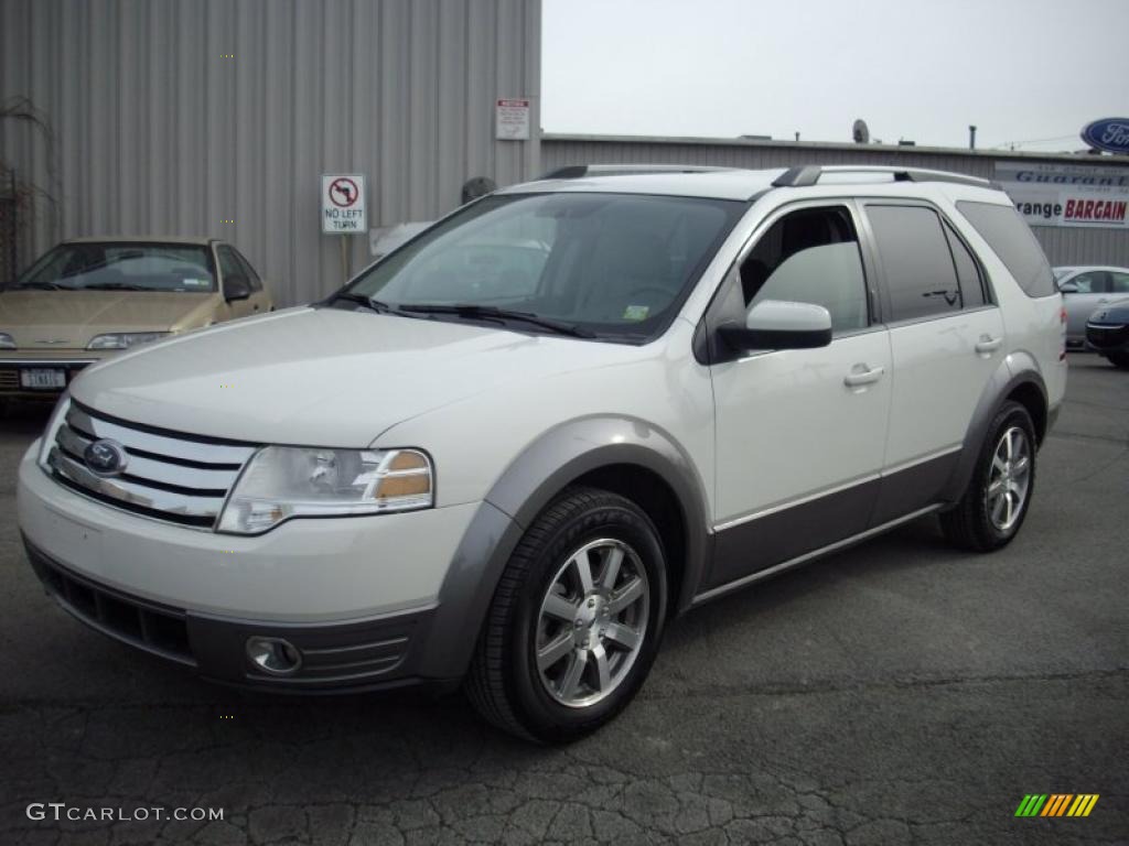 2009 Taurus X SEL - White Sand Tri-Coat Metallic / Medium Light Stone photo #1