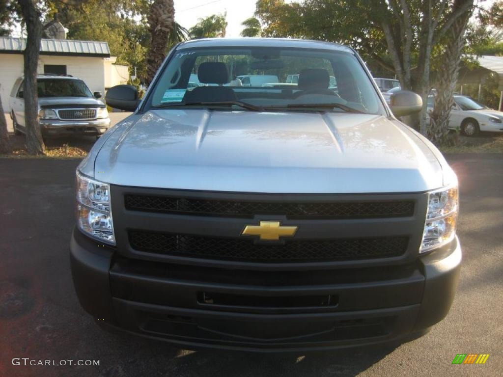 2010 Silverado 1500 Regular Cab - Sheer Silver Metallic / Dark Titanium photo #2