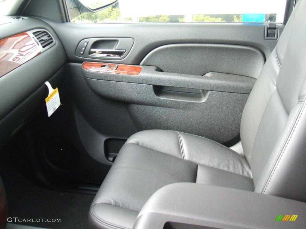 2010 Tahoe LTZ - Sheer Silver Metallic / Ebony photo #26