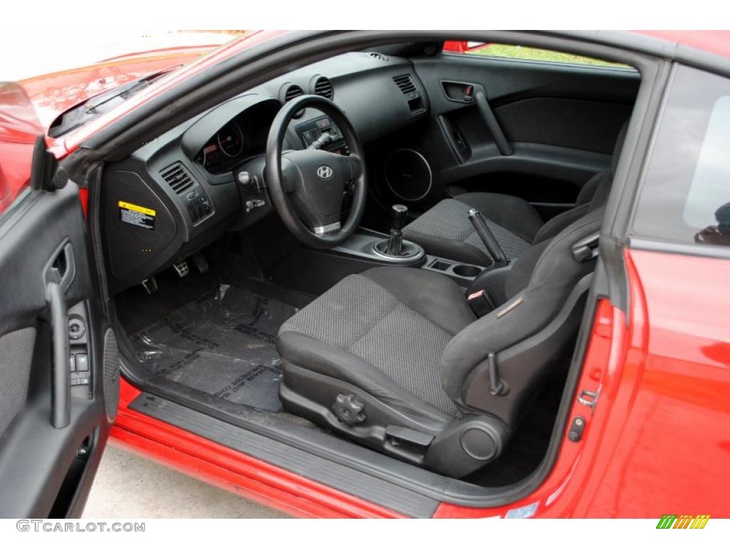 Black Interior 2003 Hyundai Tiburon GT V6 Photo #26246271