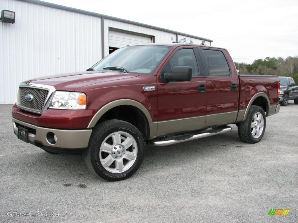 2006 F150 Lariat SuperCrew 4x4 - Dark Toreador Red Metallic / Tan photo #2