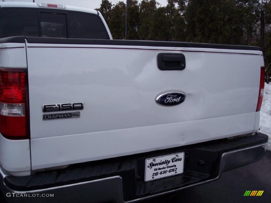 2006 F150 XLT SuperCab 4x4 - Oxford White / Medium/Dark Flint photo #14