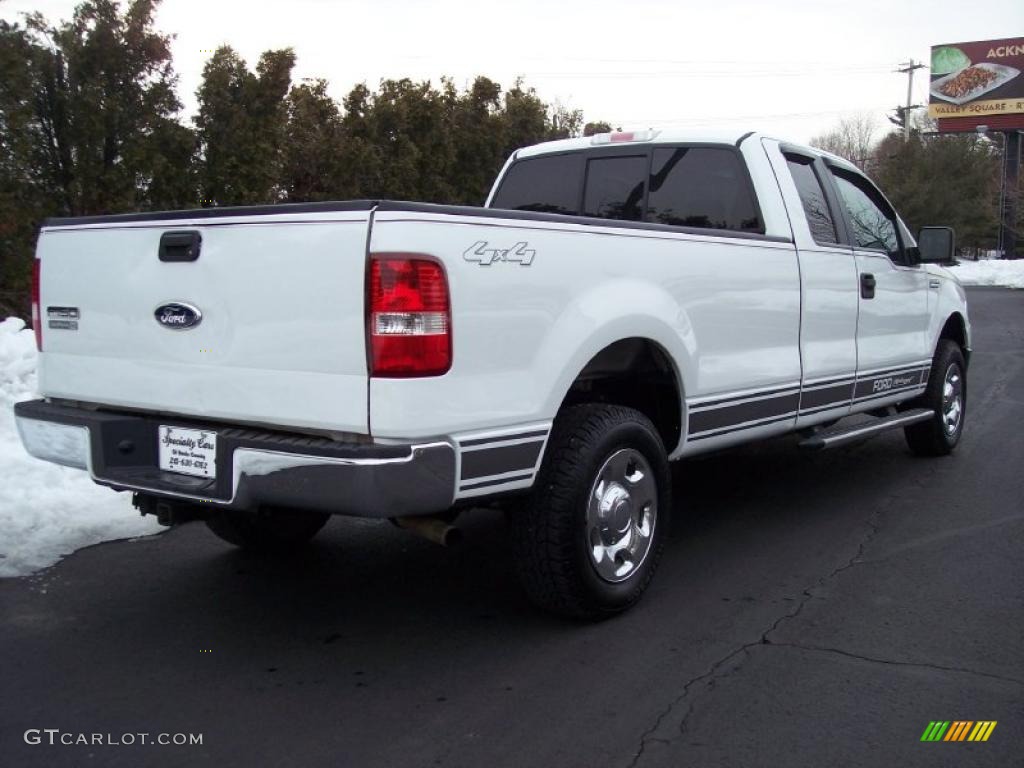 2006 F150 XLT SuperCab 4x4 - Oxford White / Medium/Dark Flint photo #21