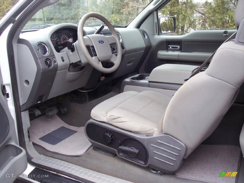 2006 F150 XLT SuperCab 4x4 - Oxford White / Medium/Dark Flint photo #32