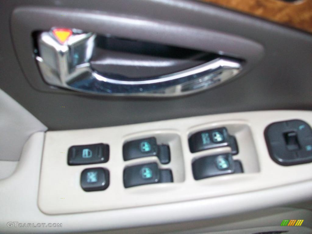 2004 XG350 L Sedan - Celadon Green Metallic / Gray photo #7