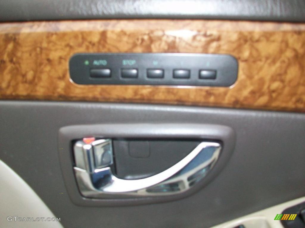 2004 XG350 L Sedan - Celadon Green Metallic / Gray photo #8