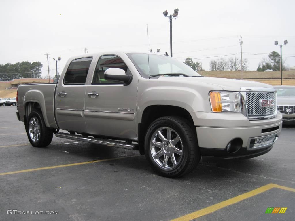 2008 Sierra 1500 Denali Crew Cab - Silver Birch Metallic / Cocoa/Light Cashmere photo #2