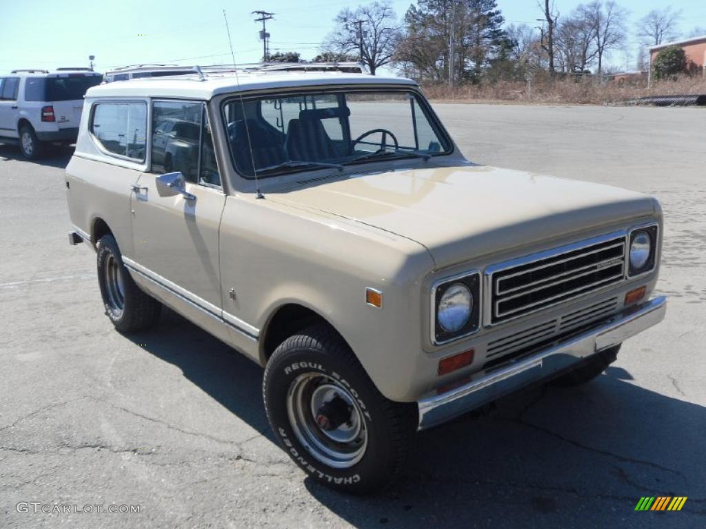 1978 Scout II 4x4 - Tan / Tan photo #5