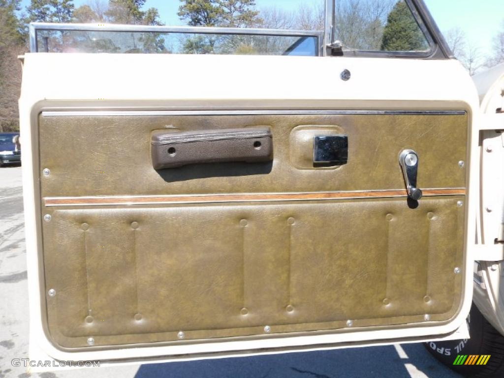 1978 International Scout II 4x4 Tan Door Panel Photo #26259639
