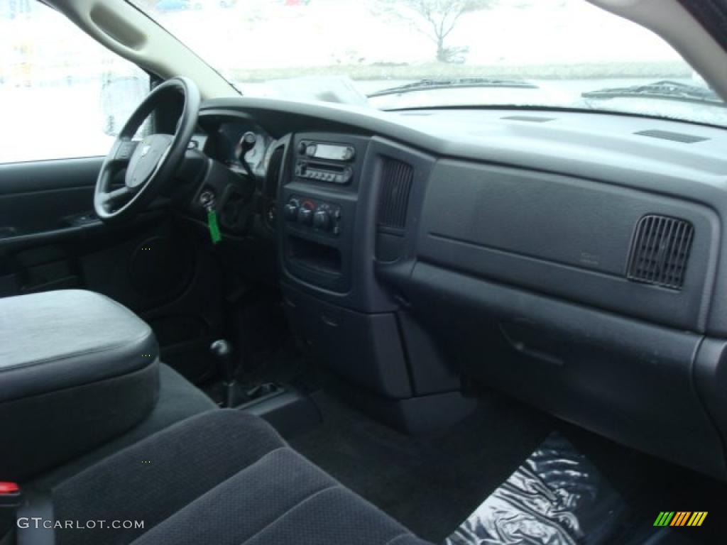 2004 Ram 1500 SLT Sport Quad Cab 4x4 - Graphite Metallic / Dark Slate Gray photo #15