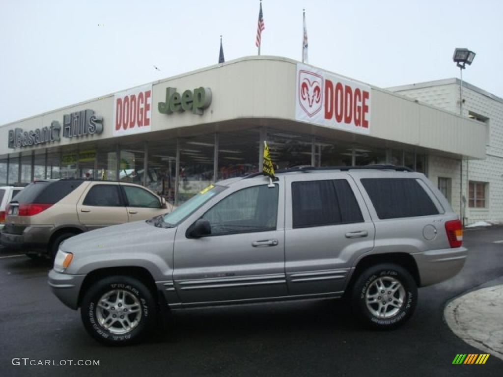 2000 Grand Cherokee Limited 4x4 - Silverstone Metallic / Taupe photo #1