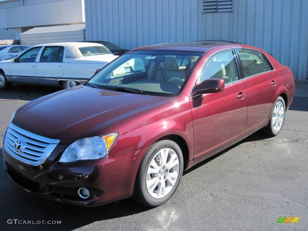 Cassis Red Pearl Toyota Avalon