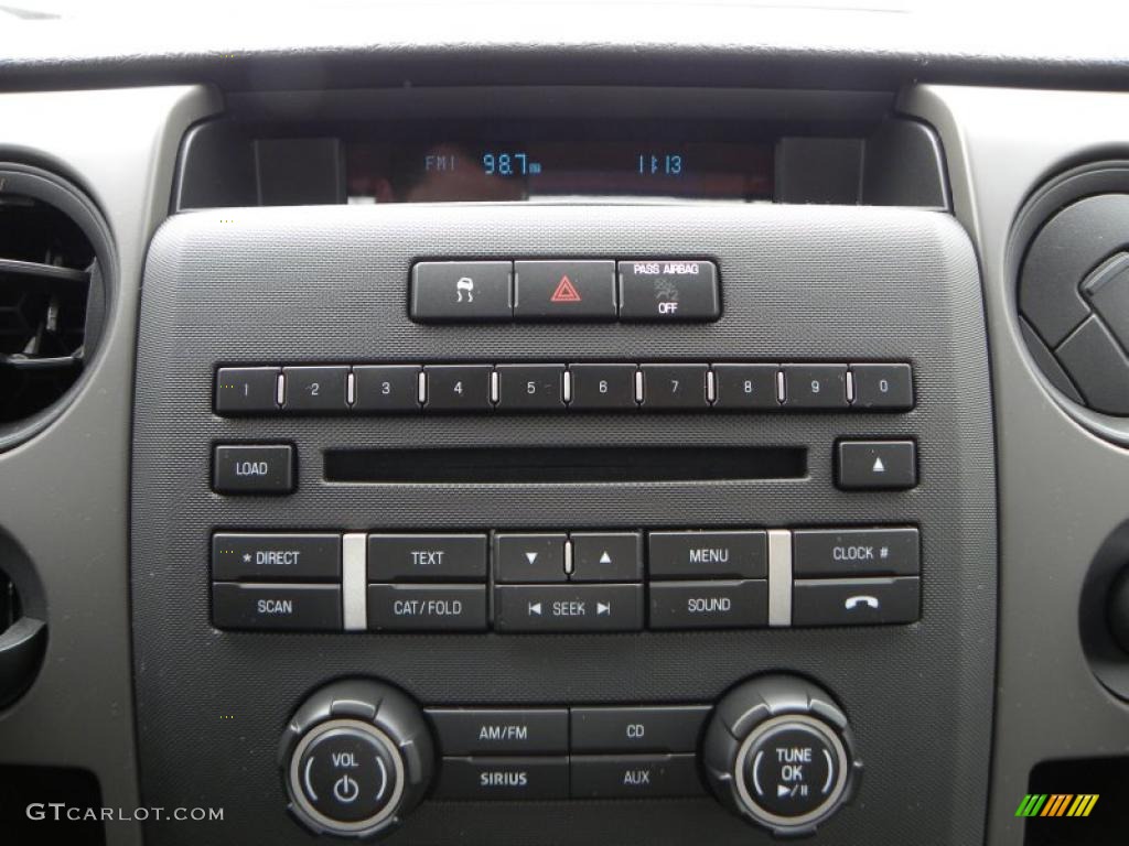 2010 F150 XL Regular Cab - Vermillion Red / Medium Stone photo #16