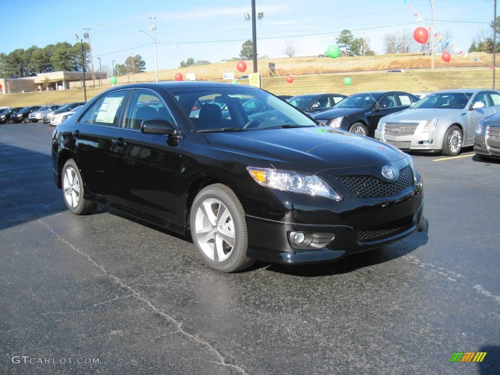 2010 Camry SE V6 - Black / Dark Charcoal photo #2