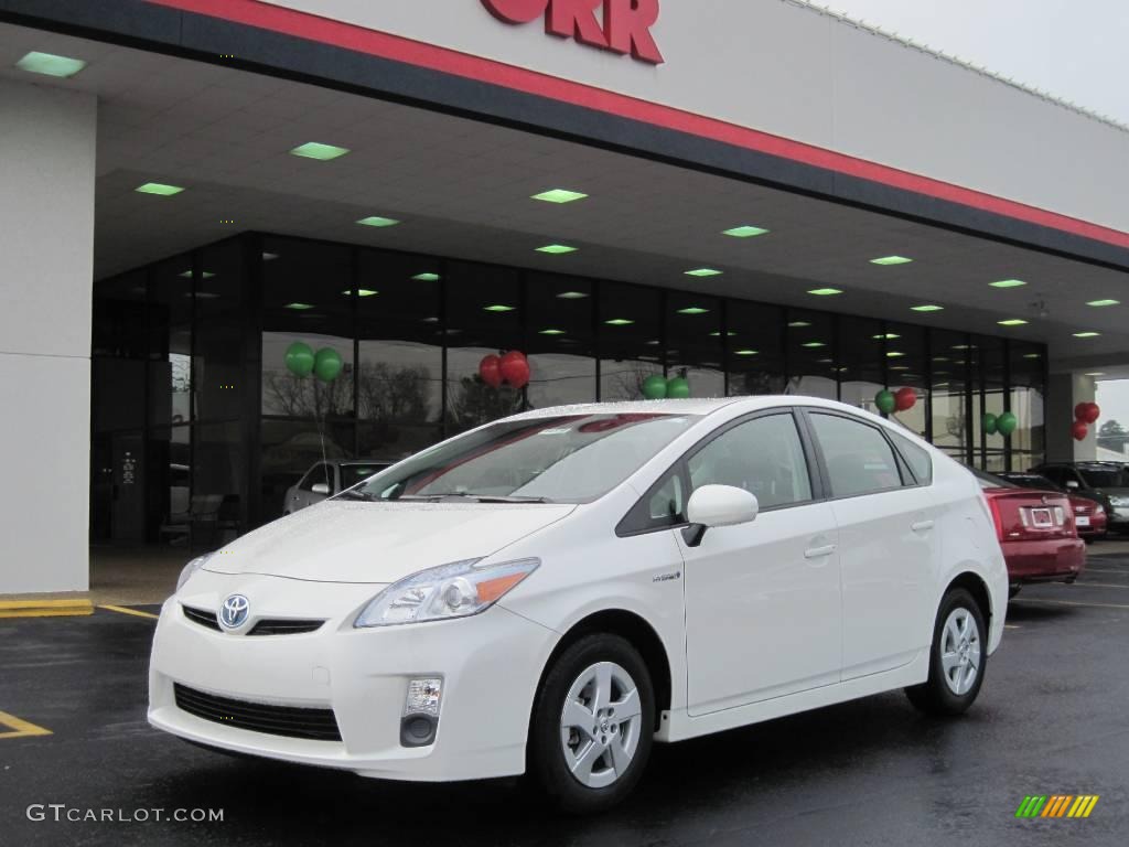 2010 Prius Hybrid IV - Blizzard White Pearl / Dark Gray photo #1