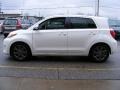 2008 Super White Scion xD   photo #6