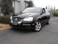 Black - Jetta SE Sedan Photo No. 1