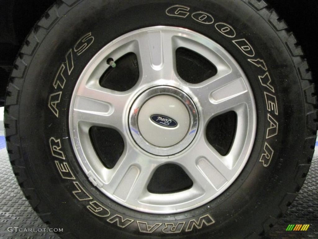 2003 Expedition Eddie Bauer 4x4 - Laser Red Tinted Metallic / Medium Parchment photo #24