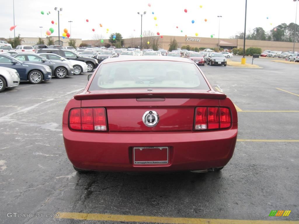 2008 Mustang V6 Premium Coupe - Dark Candy Apple Red / Medium Parchment photo #4