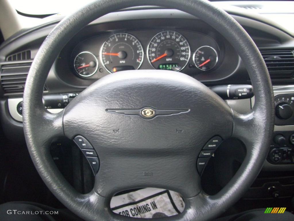 2004 Sebring Touring Sedan - Onyx Green Pearl / Dark Slate Gray photo #7