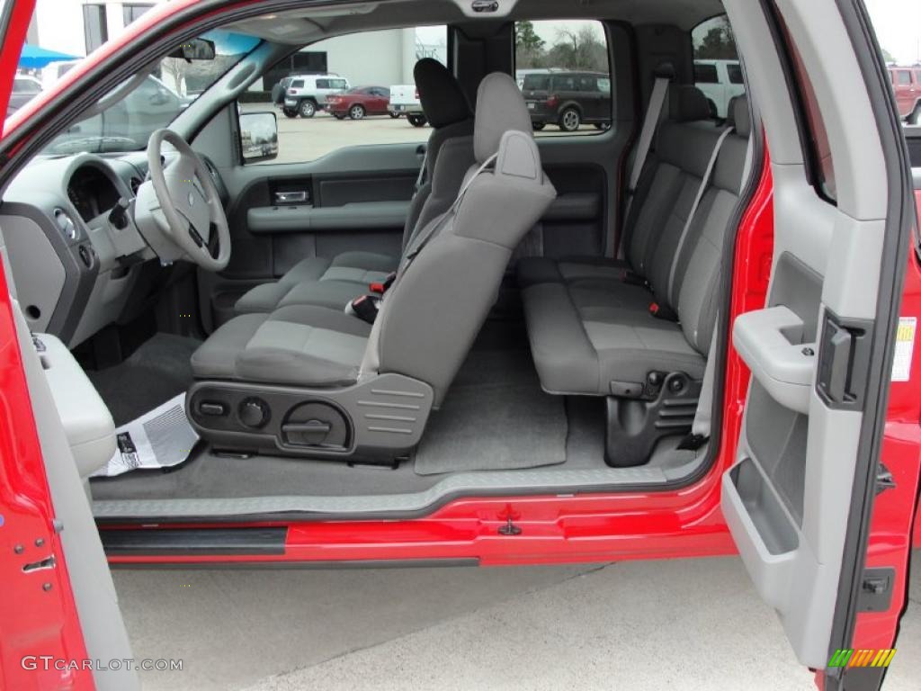 2006 F150 XLT SuperCab - Bright Red / Medium/Dark Flint photo #32