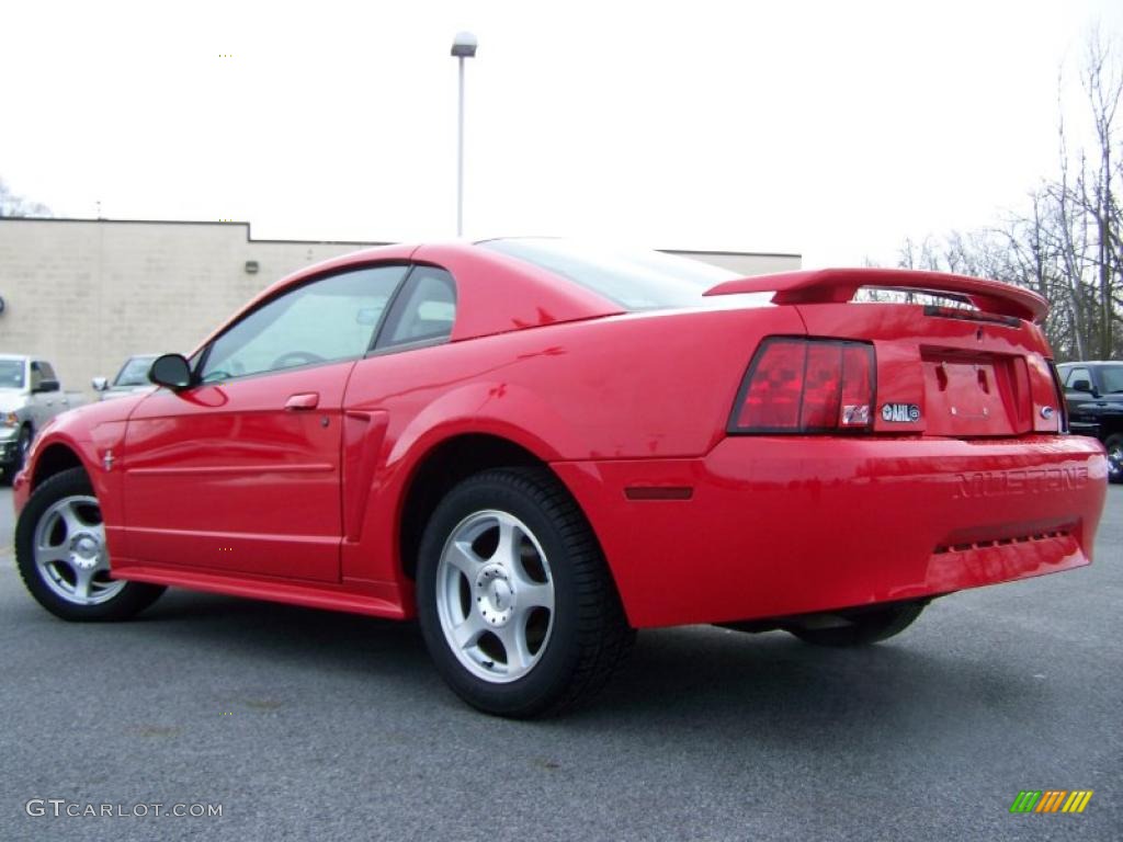 2003 Mustang V6 Coupe - Torch Red / Medium Parchment photo #4