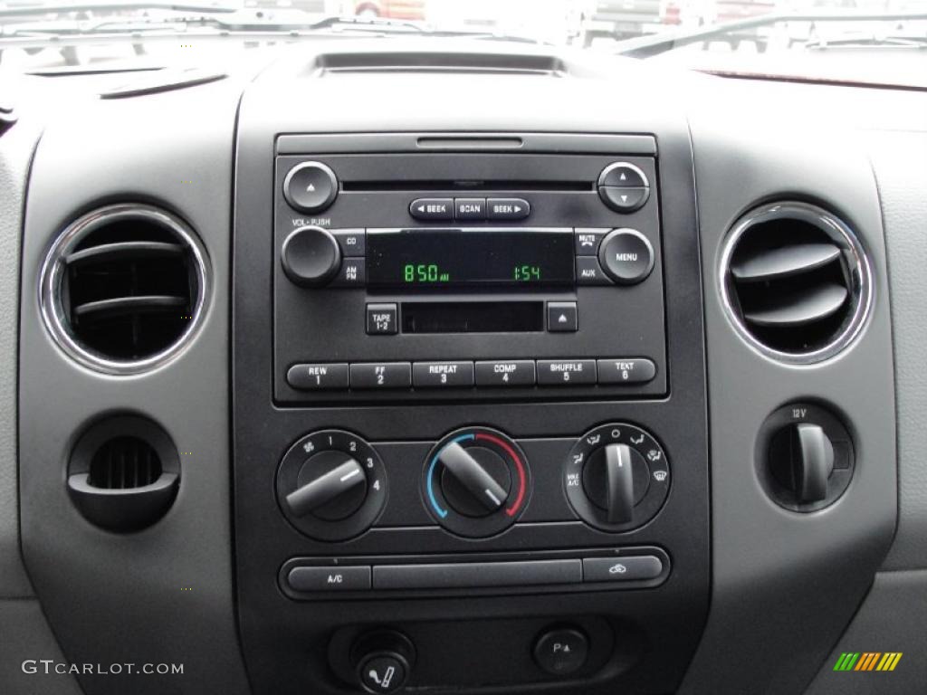2006 F150 XLT SuperCab - Bright Red / Medium/Dark Flint photo #42