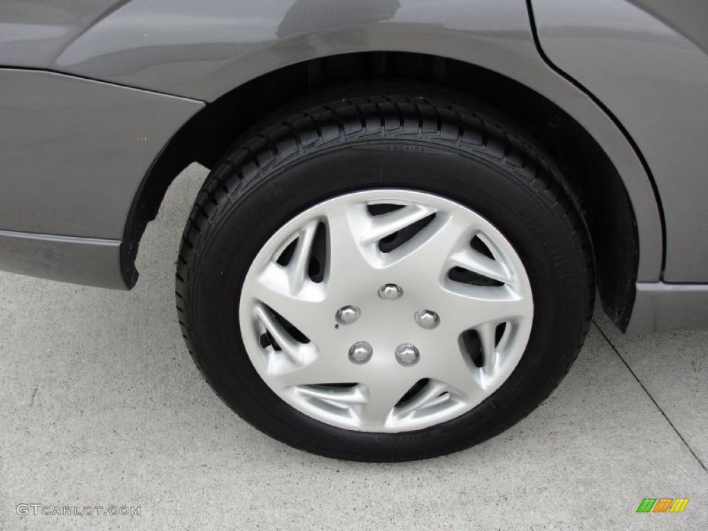 2007 Focus ZX4 SE Sedan - Liquid Grey Metallic / Charcoal/Light Flint photo #14
