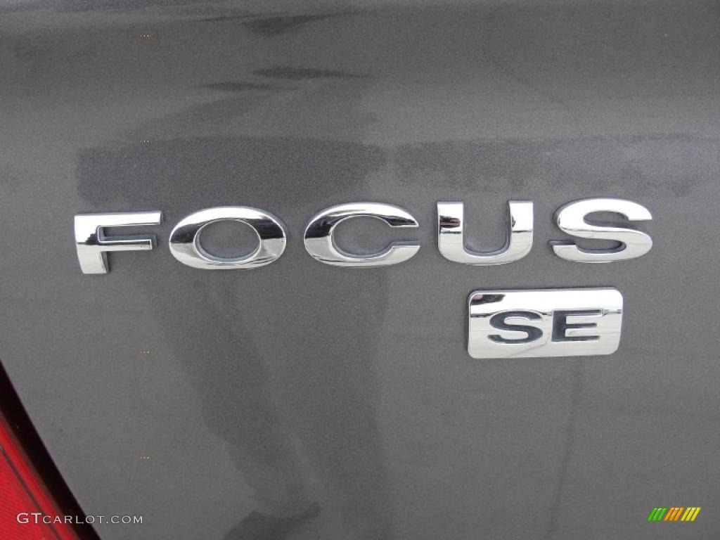2007 Focus ZX4 SE Sedan - Liquid Grey Metallic / Charcoal/Light Flint photo #19