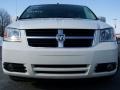 Stone White - Grand Caravan SXT Photo No. 3